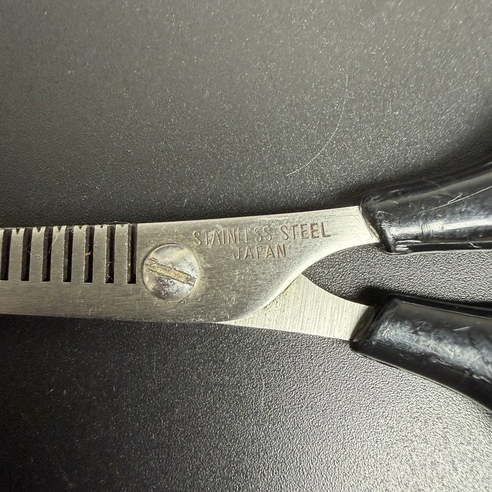 Lot Of 2‎ Vintage Thinning Shears Scissors Made in Italy And Japan Hofritz